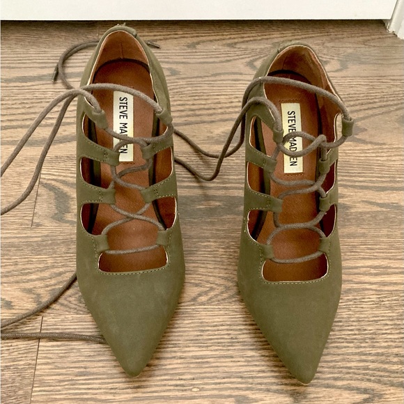 Steve Madden Heels Size 6 - Picture 3 of 4